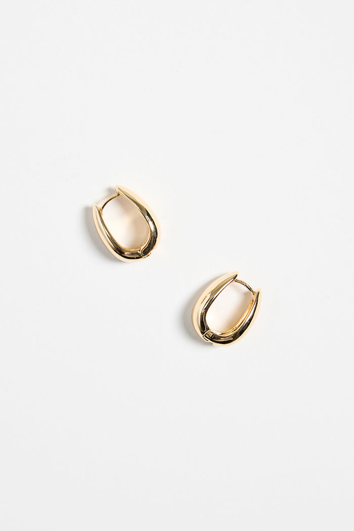 gold earring