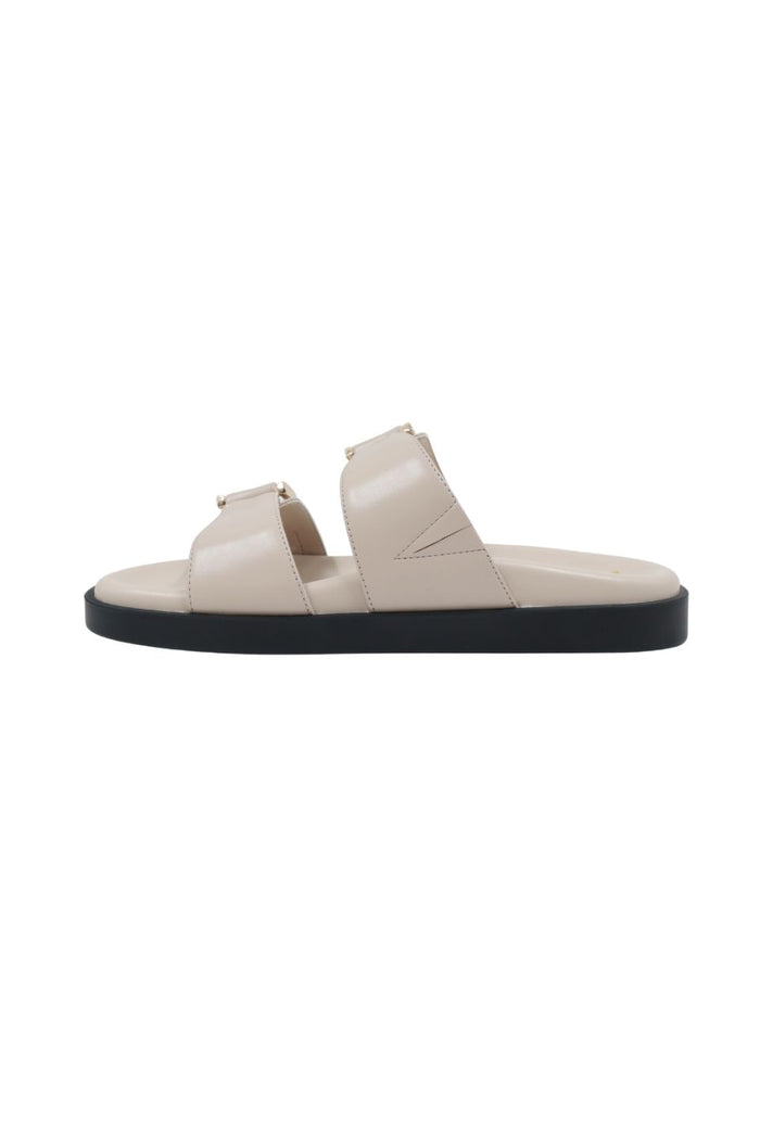 Bone coloured slides with gold detailing