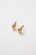 gold earring