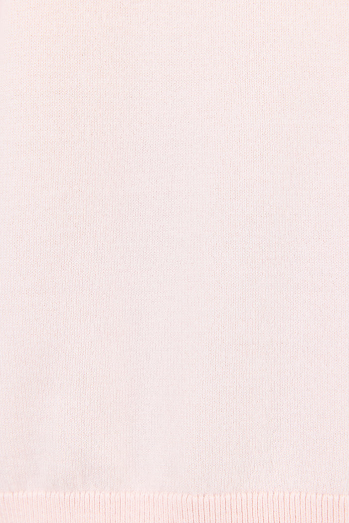 Solid light pink color swatch
