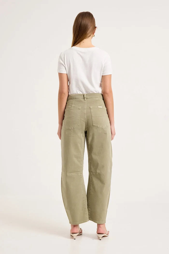 Gigi Summer Olive Drill Barrel Jean