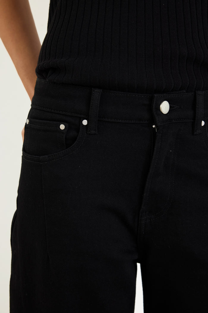 Graduate Jet Black Stretch Barrel Jeans