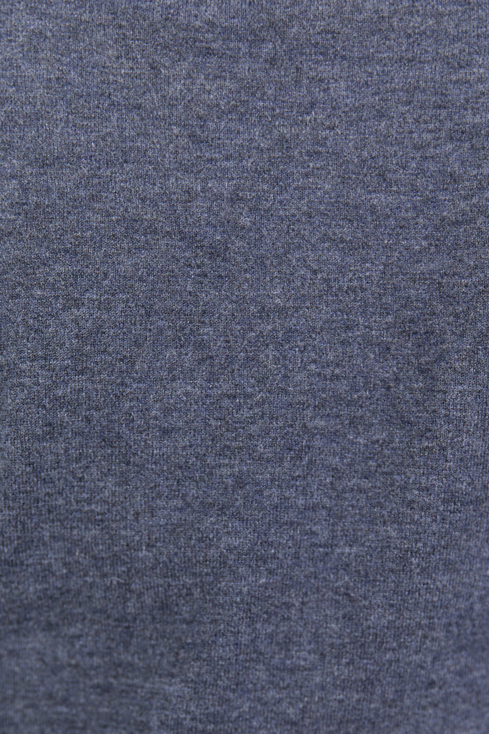 Close up of the knit texture.
