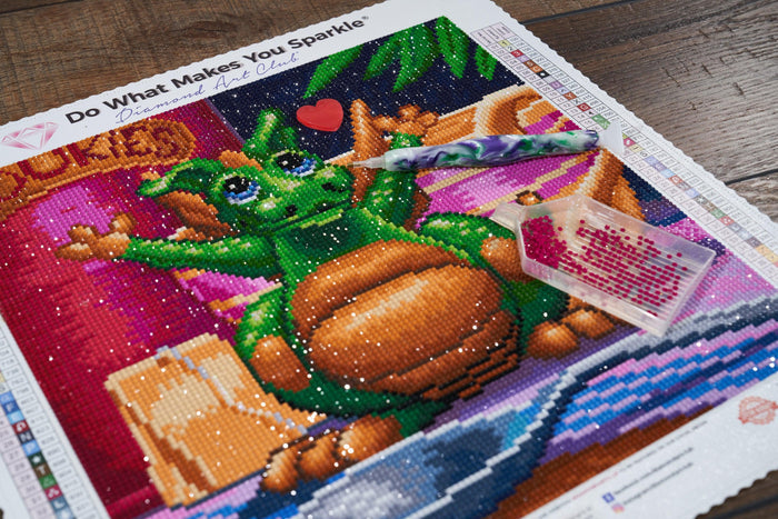 Diamond Painting Huggable 13" x 13" (32.8cm x 32.8cm) / Round with 44 Colors including 2 ABs / 13,689