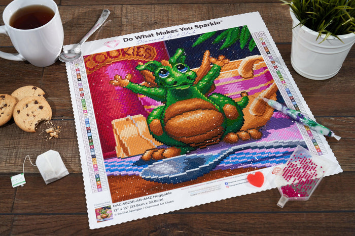 Diamond Painting Huggable 13" x 13" (32.8cm x 32.8cm) / Round with 44 Colors including 2 ABs / 13,689