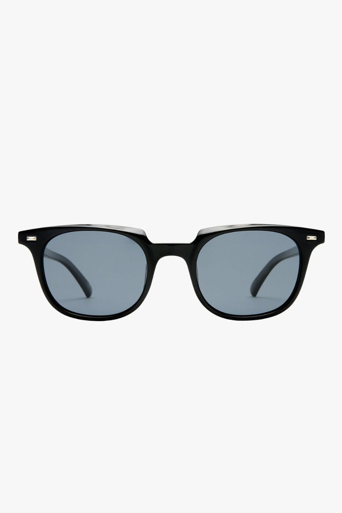 Black rounded sunglasses with smoke-tinted polarized lenses, shown front-facing on a white background.