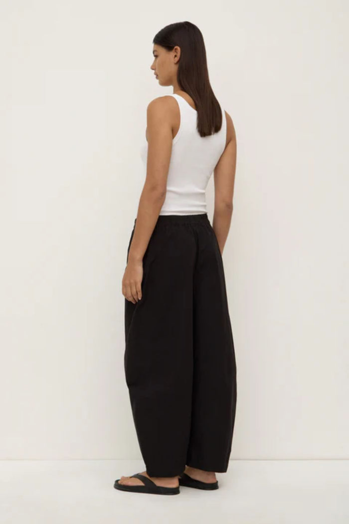 Lola Black Oversized Barrel Pant