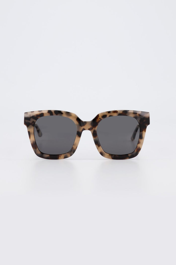 Maleika White Tortoise Sunglasses ACC Glasses - Sunglasses Isle of Eden