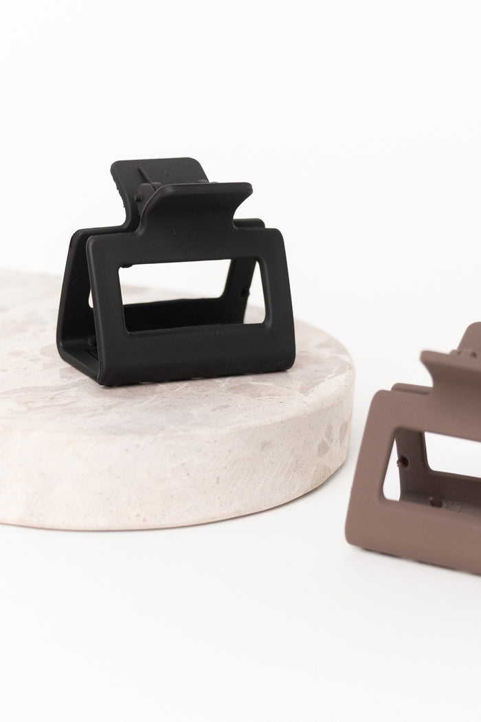 Medium Brown Black 2 pc Matte Clip Set