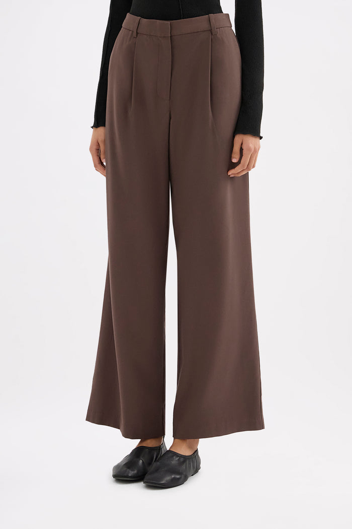Nadia Chocolate Tailored Pant