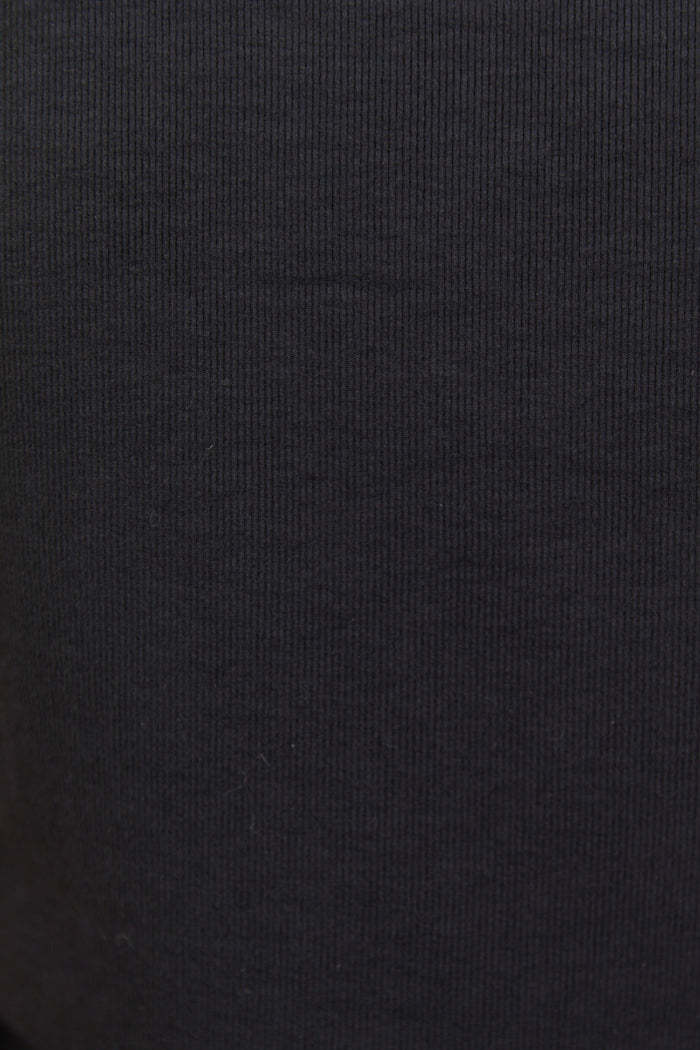 Solid black color swatch