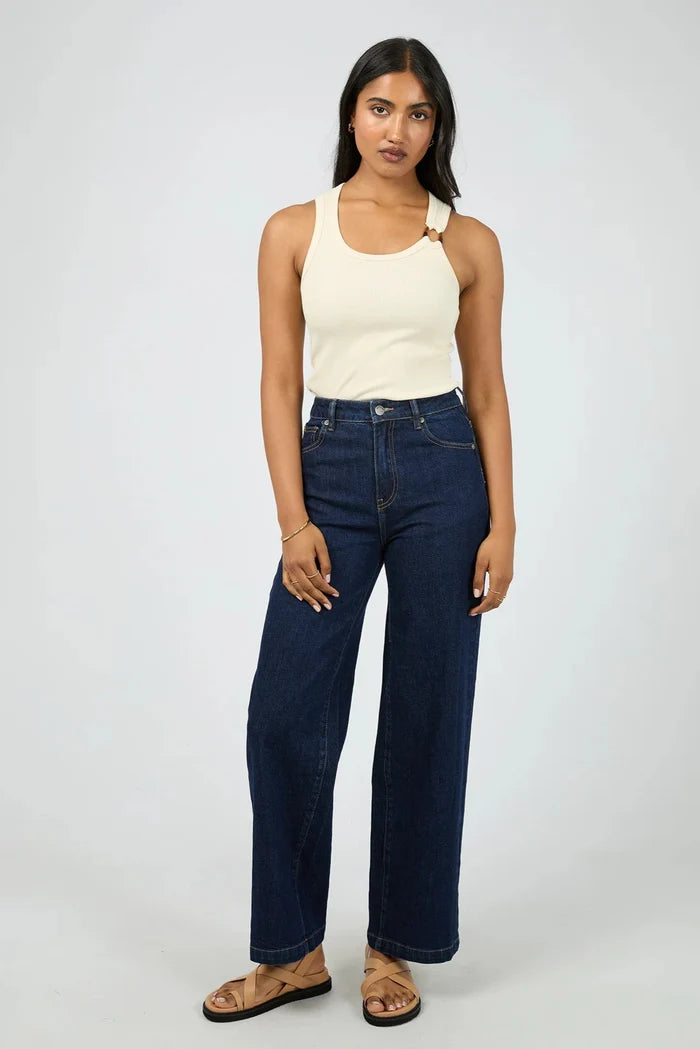 Sienna Vanilla Tort Feature Tank