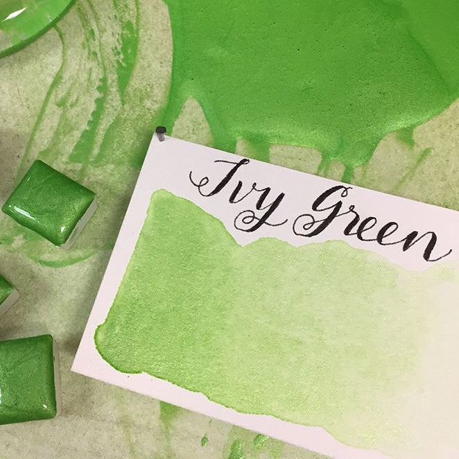 Green / Ivy Green