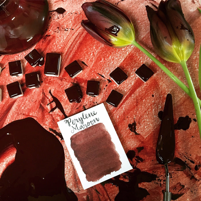 Brown / Perylene Maroon