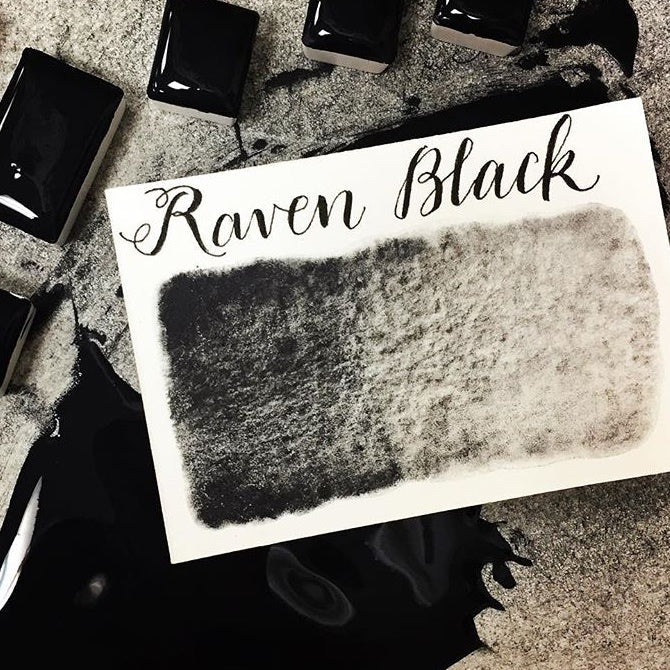 Black / Roman Black
