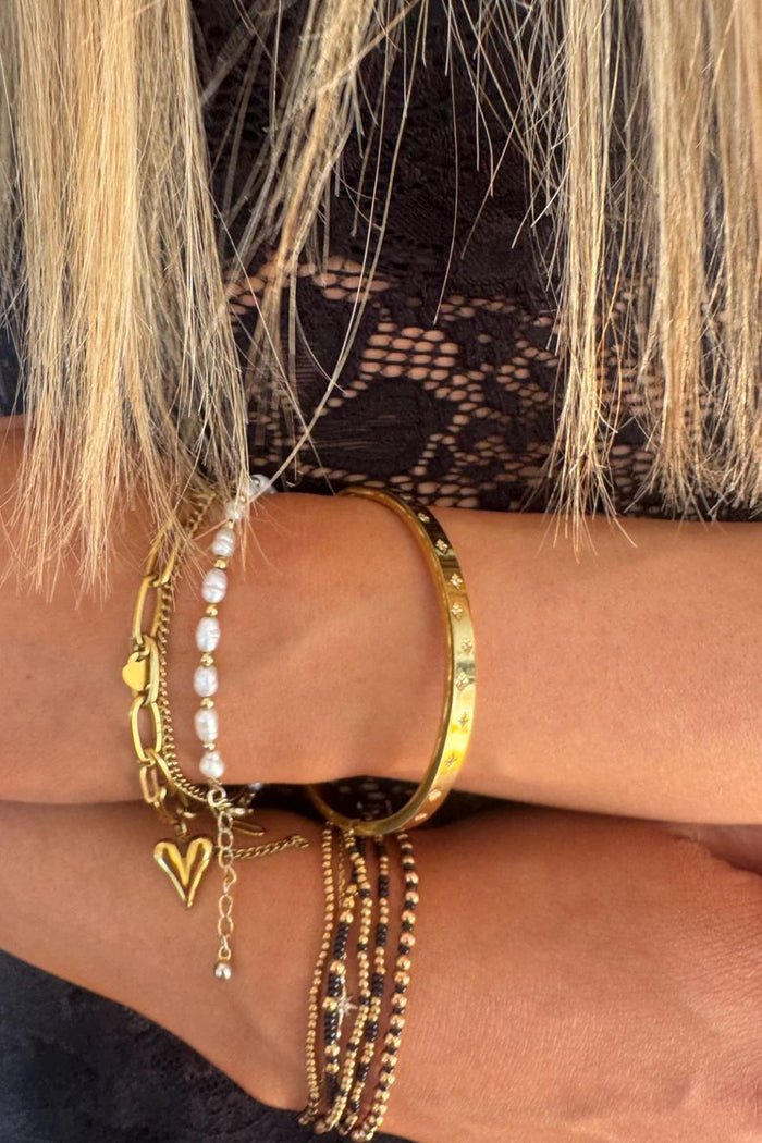 Vogue Gold Bangle