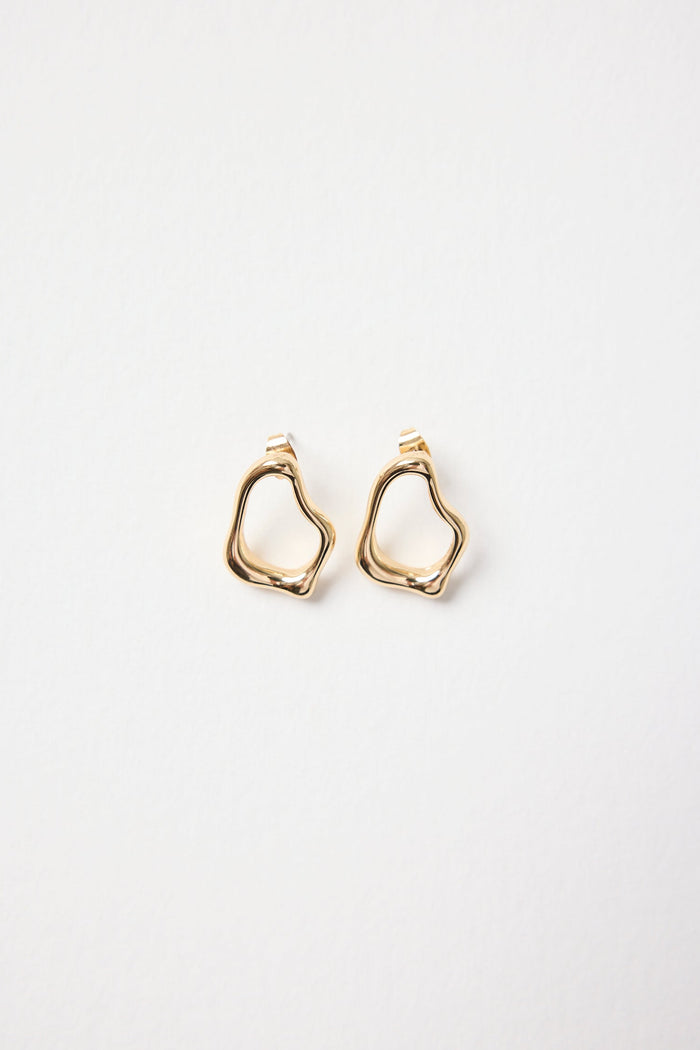 gold earring