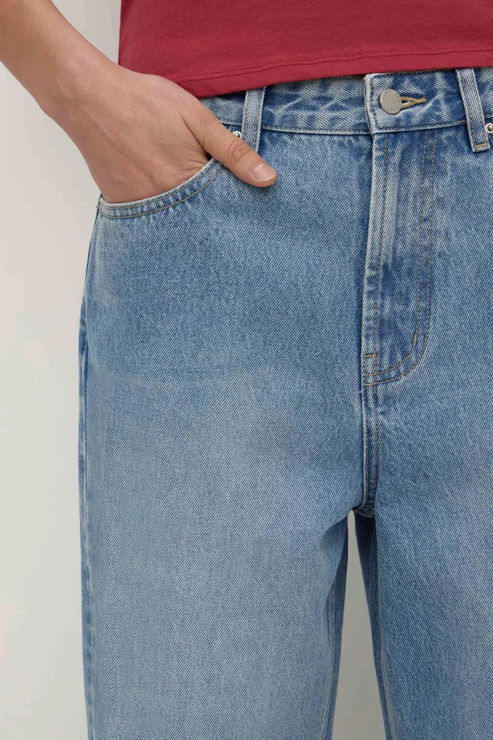 Wide Relaxed Indi Blue Jean