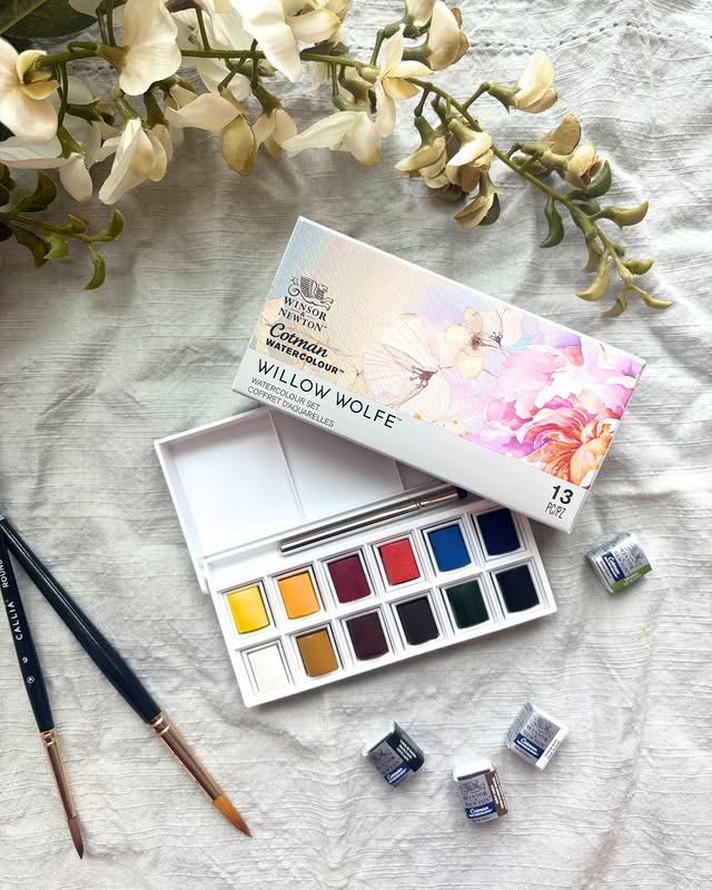 Willow Wolfe Watercolor Workbook - Classic Cocktails