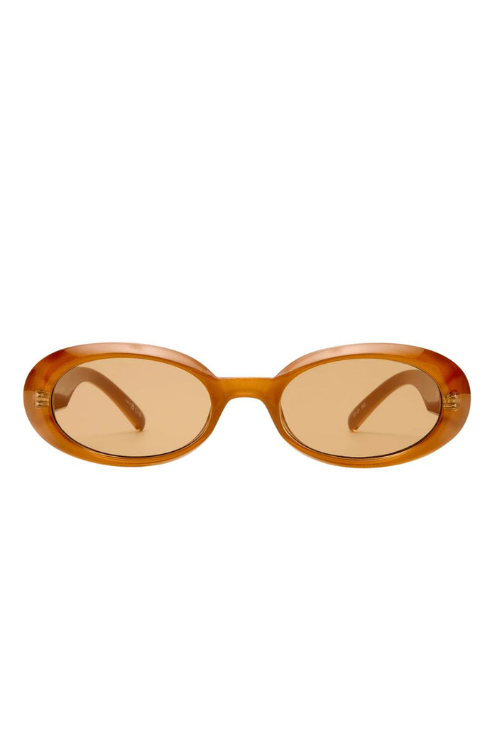 Work It Dark Gold Pearl Round Sunglasses