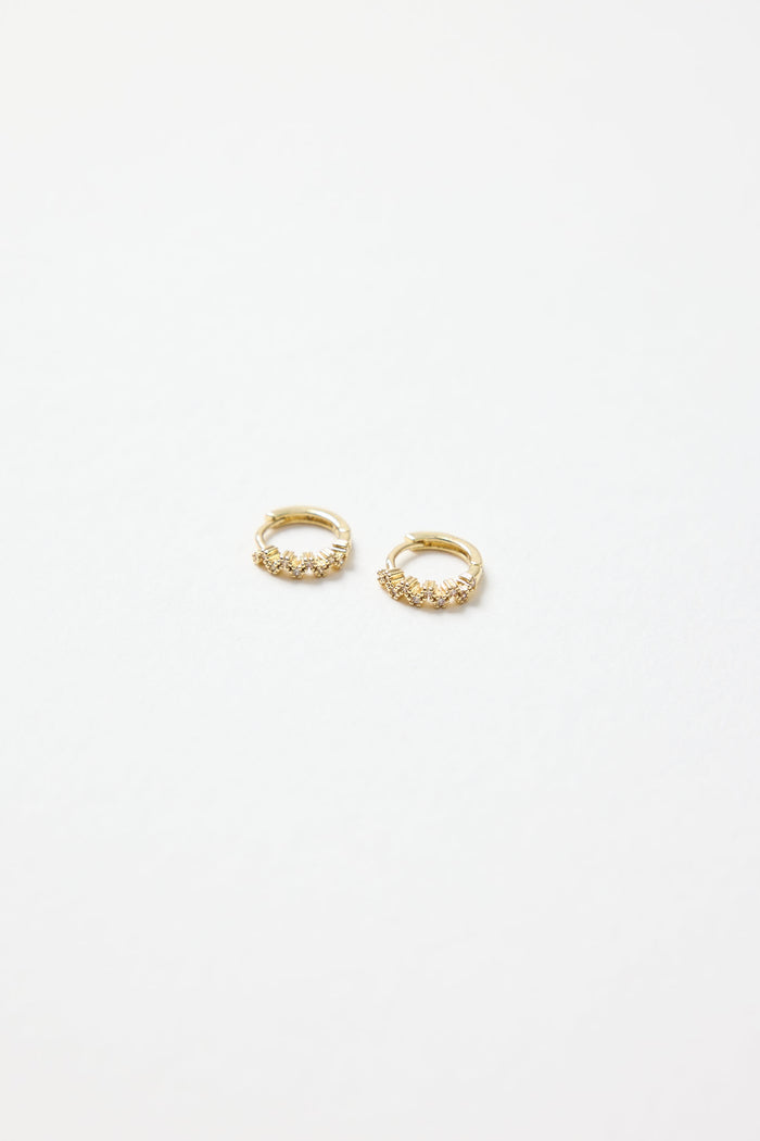 gold earring